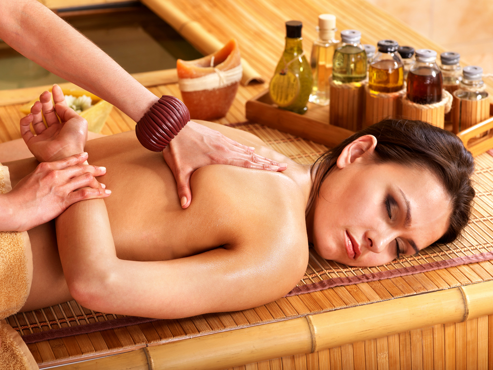 The Benefits of Aroma Massage